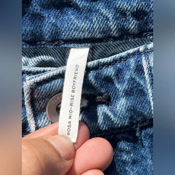 rag & bone
Rosa Mid-Rise Boyfriend Jeans - Picture 10 of 16